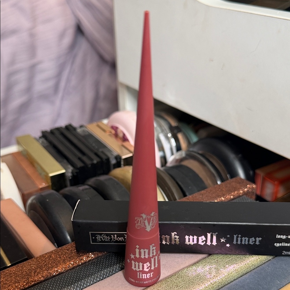 Kat Von D Pink Ink Well Liner